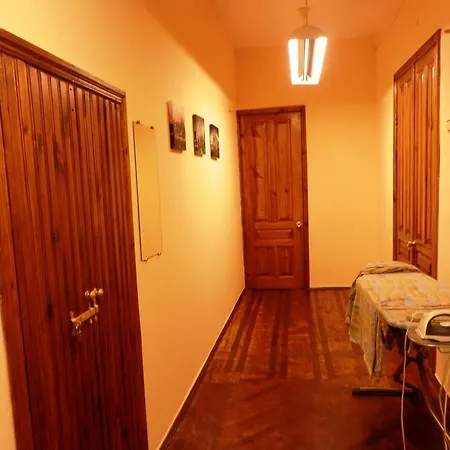 Yourhostel