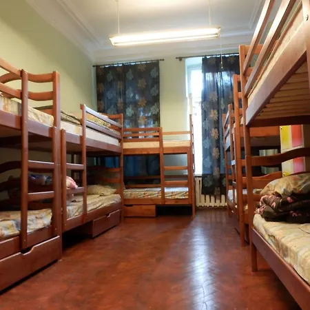 Yourhostel Hostel *