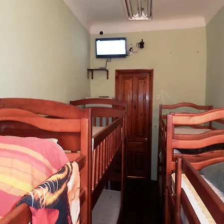 Yourhostel Hostel *