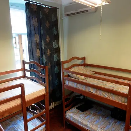 Yourhostel